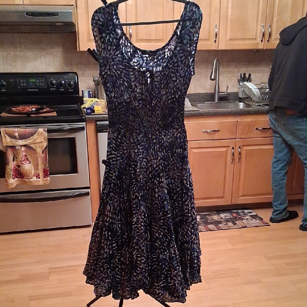 Grace Elements Black And Blue Patterned Midi Dress - image 1